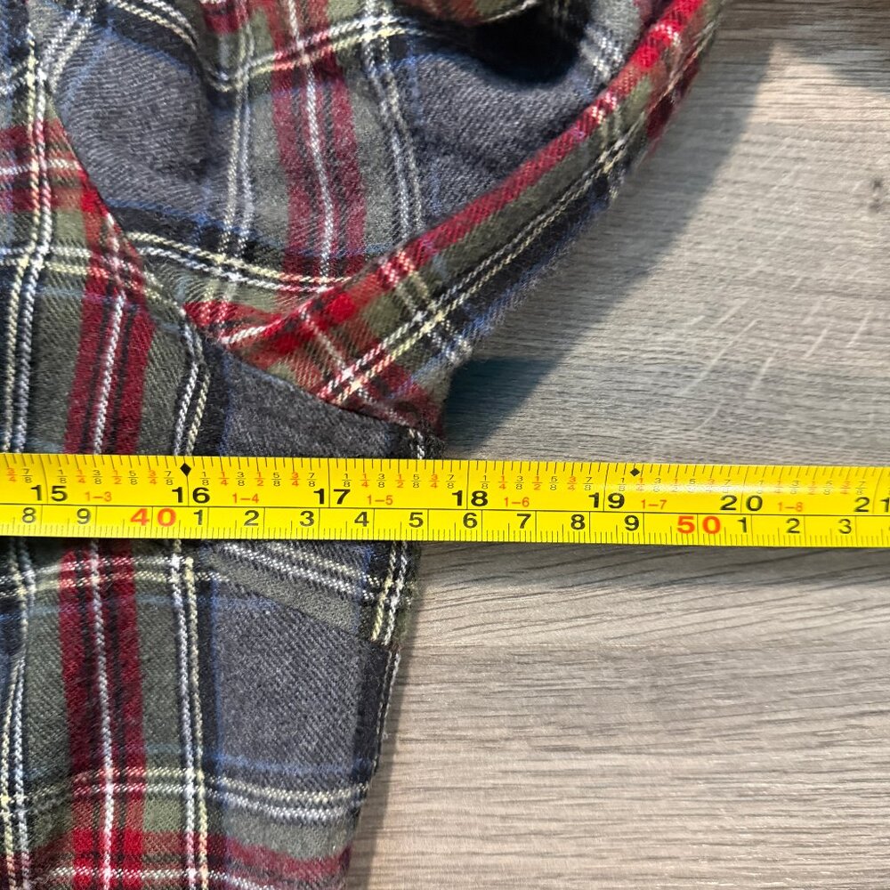 L.L. Bean Women’s Scotch Plaid Flannel Shirt - Grey - Picture 9 of 10
